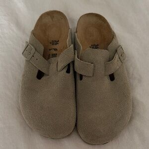 Birkenstock Kids Taupe Suede Slippers
